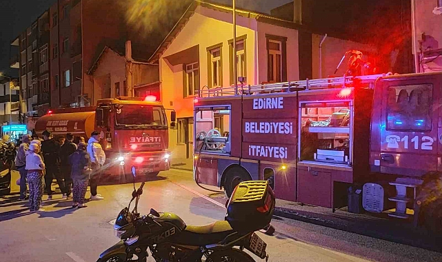 Tek katlı evde yangın çıktı