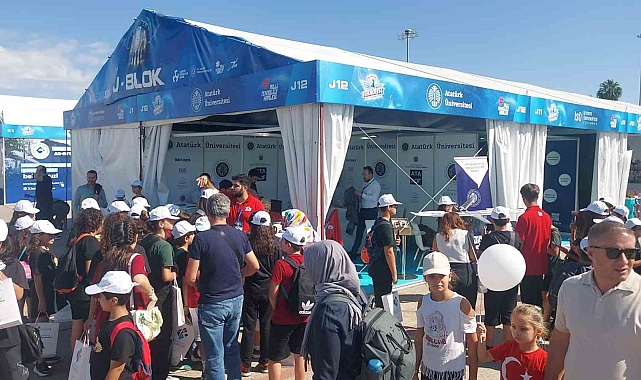 Türkiye'nin en büyük teknoloji festivali olan Teknofest, Adana'da yerini aldı