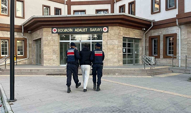 14 yıl 4 ay hapis cezasıyla aranan şahsı jandarma yakaladı