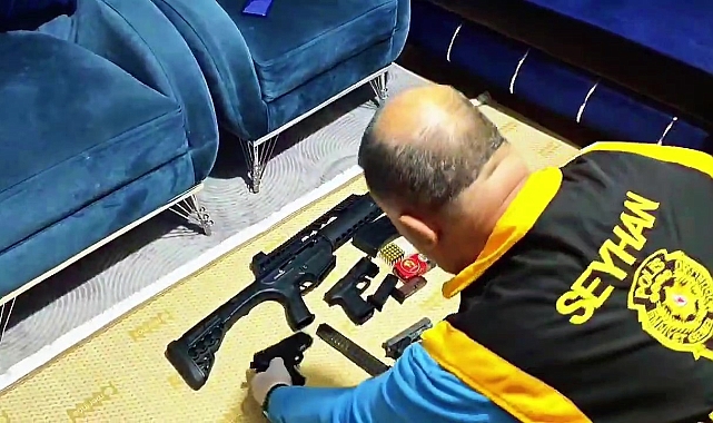 Adana'da çeşitli suçlardan kaydı olan şüphelinin evinden yapılan aramada cephane çıktı