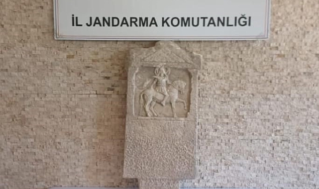 Afyonkarahisar'da Jandarmadan tarihi eser operasyonu