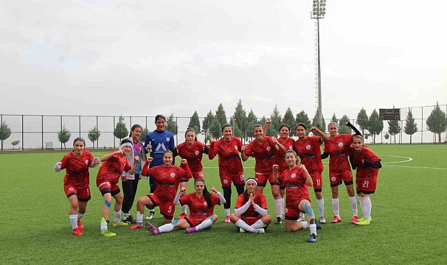 Ağrı Aile ve Sosyal Politikalar, Kahramanmaraş'ı 4-0 mağlup etti