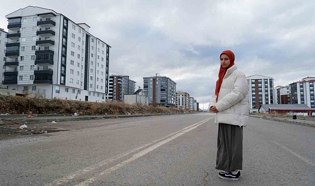 Annesini kaybeden çocuk kazaya neden olan sürücünün serbest bırakılmasına isyan etti