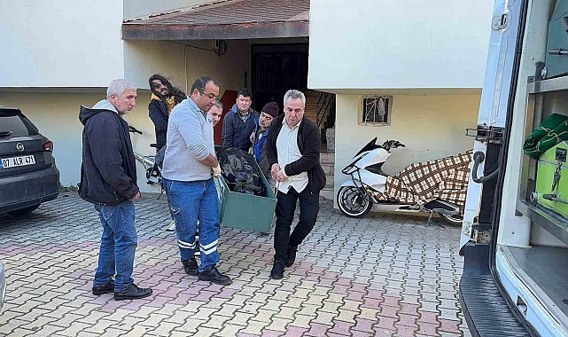 Antalya'nın Gazipaşa ilçesinde 82 yaşındaki kadın evinde ölü bulundu