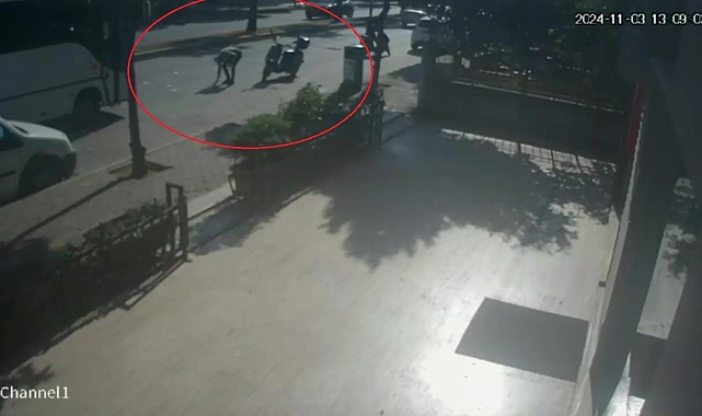 Bir vatandaşın yola düşürdüğü paraları toplayıp kayıplara karıştılar