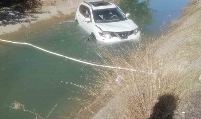 Cip, sulama kanalına düştü