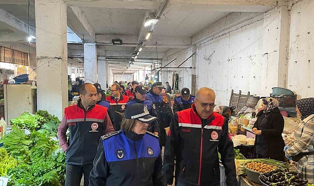 Halk pazarında bulunan yabani mantarlar imha edildi