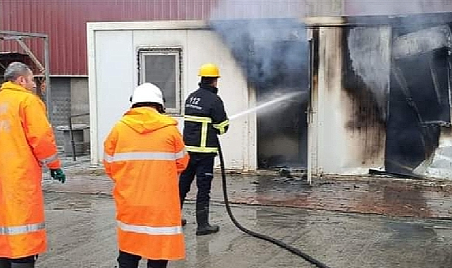 Iğdır'da konteyner yangını büyümeden söndürüldü