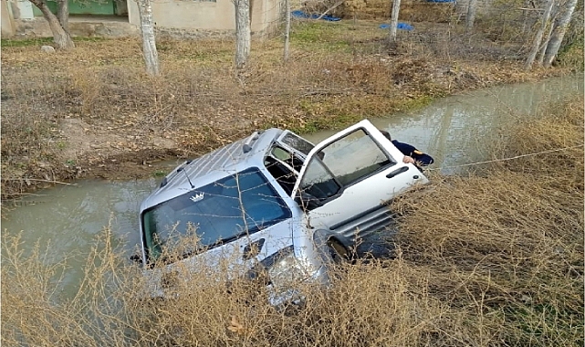 Iğdır’da trafik kazası; otomobil kanala uçtu!