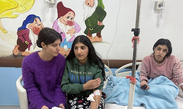 Iğdır'da yatılı 25 lise öğrencisi, hastaneye kaldırıldı