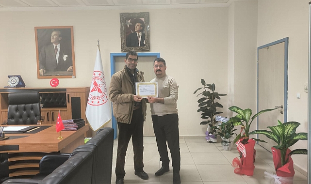 Iğdır Devlet Hastanesi doktoru Cebrail Ataş’a teşekkür belgesi