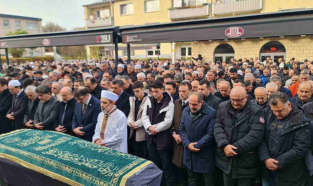 İmam Fatih Eryılmaz Almanya'da son yolculuğuna uğurlandı