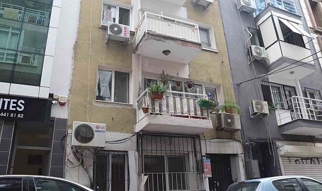 İzmir'de zehirlenmenin olduğu sokakta endişe sürüyor