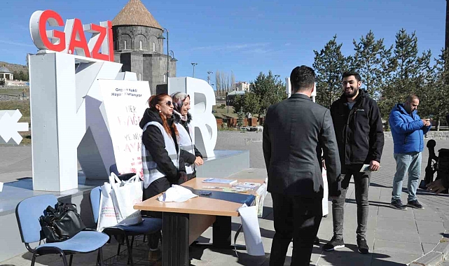 Kars'ta organ bağışı stantı açıldı