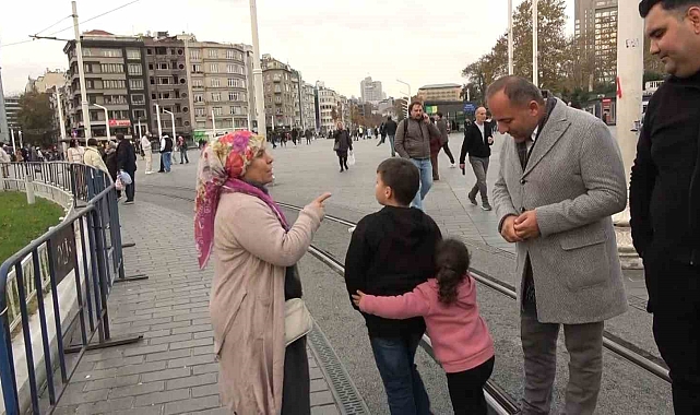 Kaybolan çocuğun ailesini polisler buldu