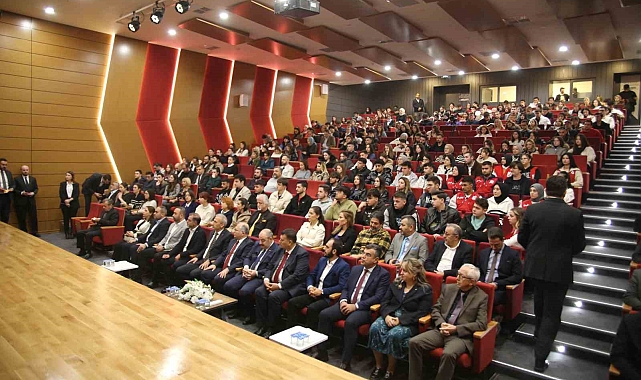 "Maaşlı bir iş tercih edeceğinize girişimci olmanızı öneriyorum"