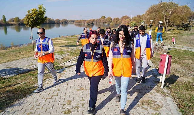 Muş'ta 'Destek AFAD Gönüllüleri Buluşması' çerçevesinde yürüyüş düzenlendi
