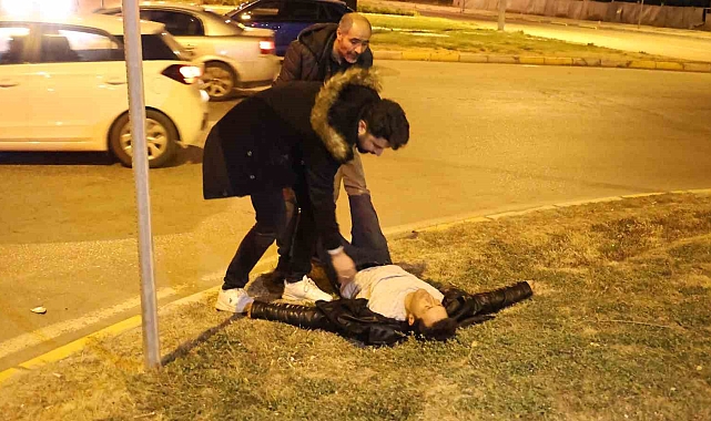 Önce bayıldı, ayılıp ağladı, sonra da sarıldı