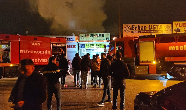 Oto Sanayi Sitesi'nde korkutan yangın