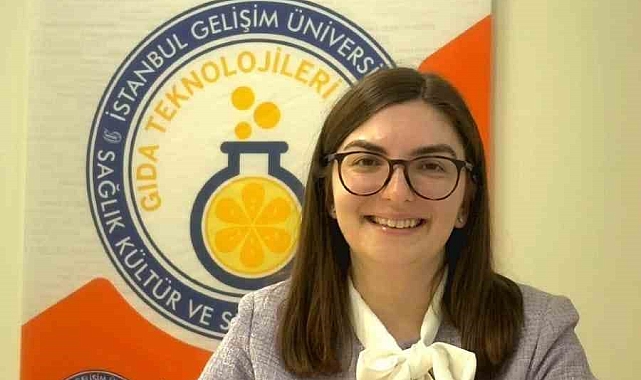 Sahte bal hızlıca çözünüyor