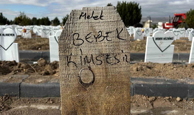 Sivas'ta parçalanmış halde bulunan bebek defnedildi