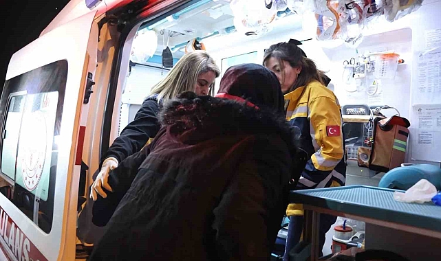Sokak ortasında bir kadını kalçasından bıçaklayan şüpheli serbest bırakıldı