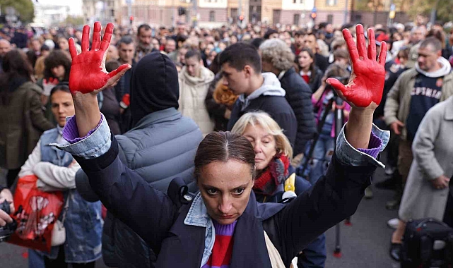 Tren istasyonu kazası protesto edildi