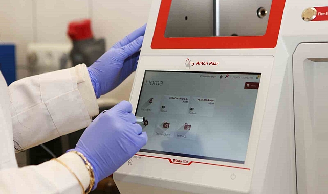 TÜRKAK, Mühendislik fakültesi yakıt analiz laboratuvarını akredite etti