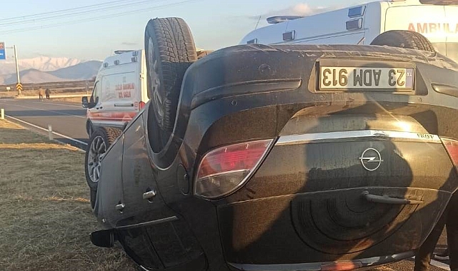 Van'ın Gevaş-Gürpınar karayolunda kontrolden çıkan otomobil takla attı