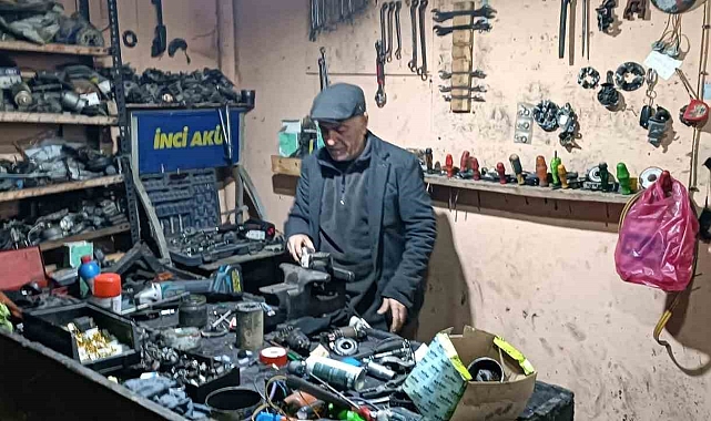40 yıllık oto elektrik ustası teknolojiye direniyor
