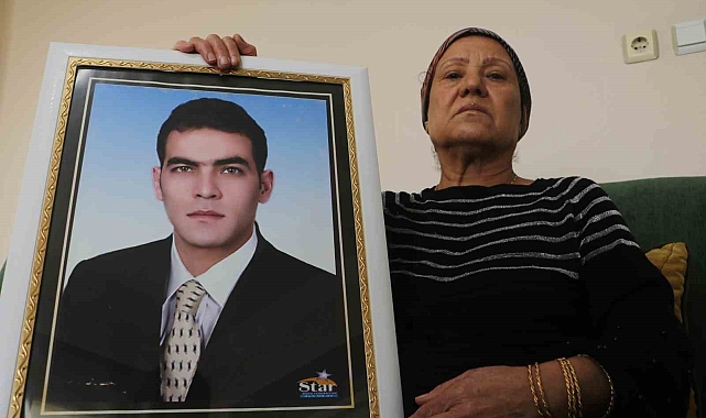 Acılı anne: "Biz evlat acısı gördüysek, inşallah Esad da görür"