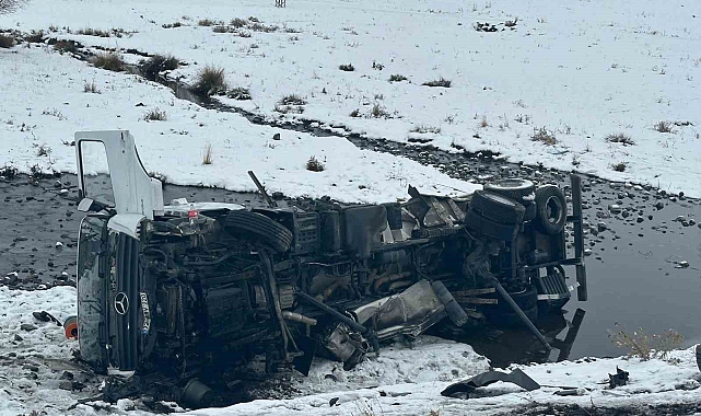 Ağrı'da Tanker Kazası: Sürücü Yaralandı, İnceleme Başlatıldı