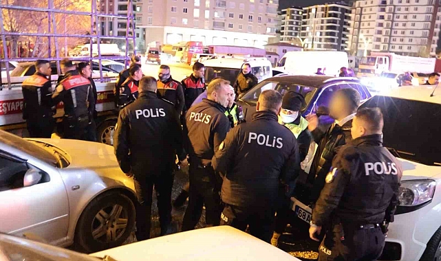 Aksaray'da Dehşet Veren Kovalamaca: Alkollü Genç Sürücü Yakalandı!