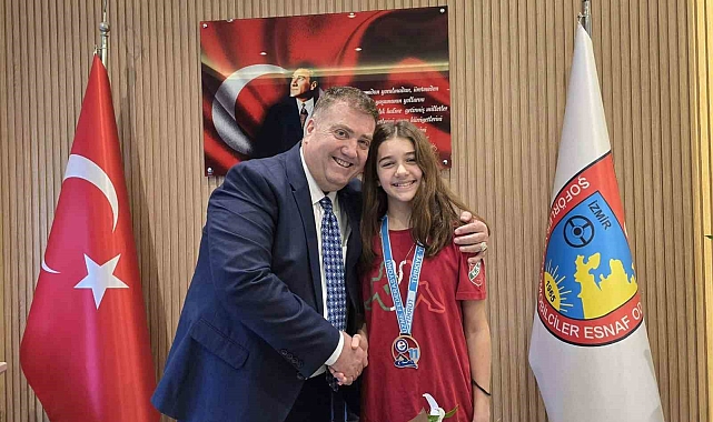 Ayza Ger, İzmir'e büyük bir gurur yaşattı