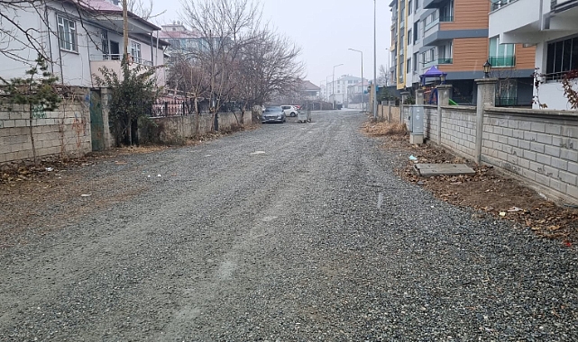 Bağlar Mahallesi Sakinlerinden Feryat: "Bizim Sokak Neden Unutuluyor?"