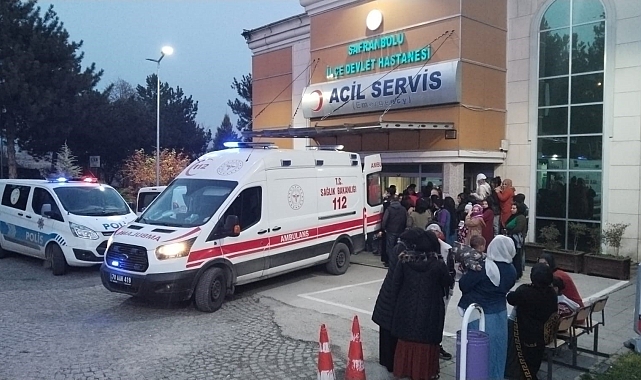 Bıçaklı kavgada eski muhtar yaralandı