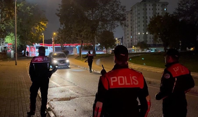 Bir takside yapılan aramada 1.5 kilo uyuşturucu madde ele geçirildi