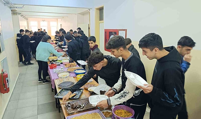 Çemişgezek'te Yerli Malı Haftası Şöleni