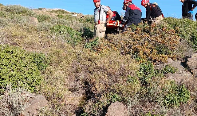 Çeşme'de Sarp Kayalıklarda Yaşanan Dramatik Kurtarma Operasyonu