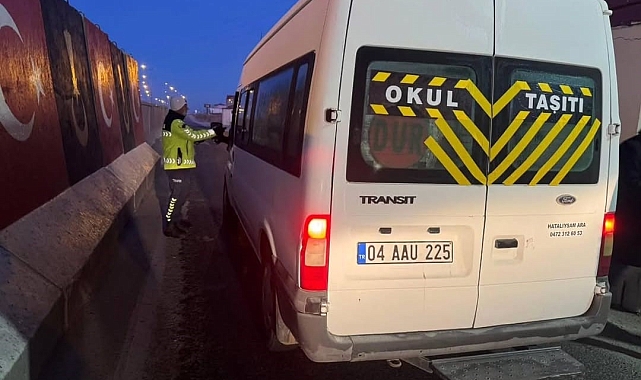 Doğubayazıt'ta Öğrenci Güvenliği İçin Servis Araçları Denetlendi