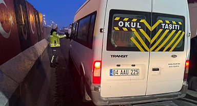 Doğubayazıt'ta Öğrenci Güvenliği İçin Servis Araçları Denetlendi