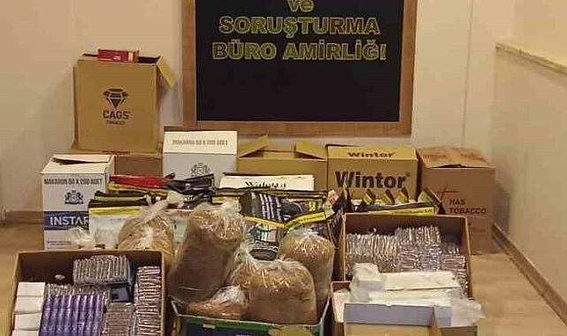"Dur" ihtarına uymayan sürücüsünün kaçtığı otomobilden 84 kilo kaçak tütün çıktı