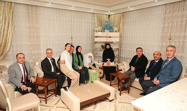 Erzincan Valisi Hamza Aydoğdu, Asırlık Bir Canın Dileğini Yerine Getirdi