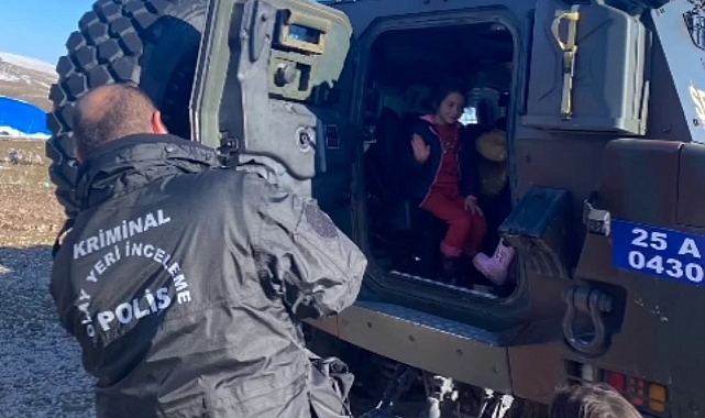 Erzurum Polisi Çocukların Kalbini Fethetti: Eğitimden Oyunlara, Her Alanda Yanlarında!
