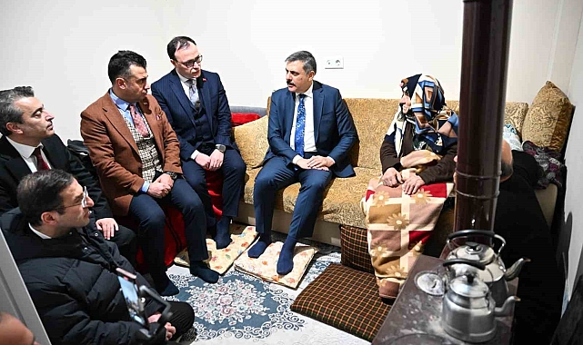 Erzurum Valisi Çiftçi, Yaşlı Vatandaşı Unutmadı: Naciye Nine'ye Sıcak Bir Ziyaret
