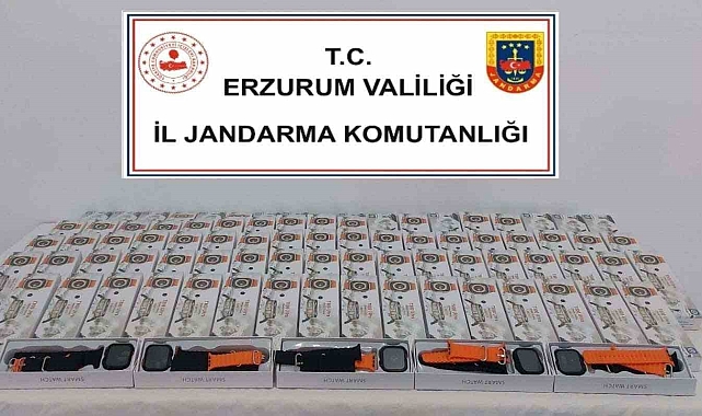 Erzurum'da Büyük Kaçakçılık Operasyonu: 93 Akıllı Saat Ele Geçirildi