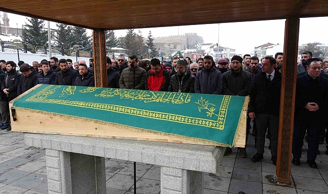 Erzurumlu Öğretmen Sabit Bülbül'e Veda