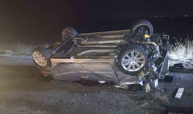 Eskişehir'de bariyerlere çarparak yaralanan genç, hayatını kaybetti