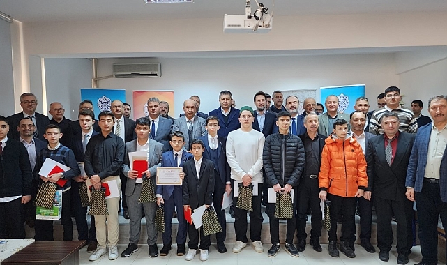 GEDİZ'DE HAFIZLIK YARIŞMALARININ İL FİNALLERİ TAMAMLANDI
