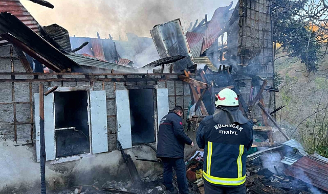 Giresun'da çıkan ev yangınında 1 kişi öldü